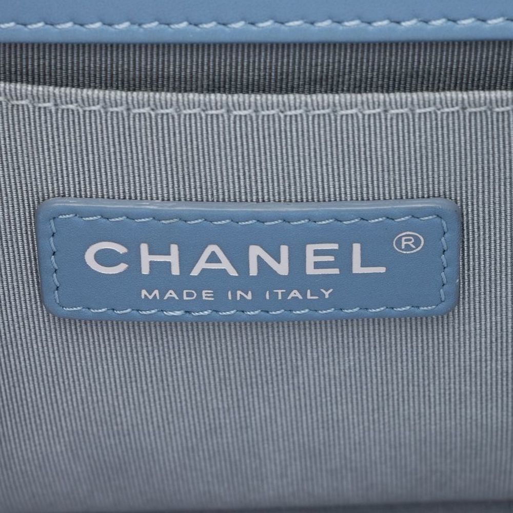 Chanel Patent Leather Old Medium Boy Bag - Picture 8 of 15